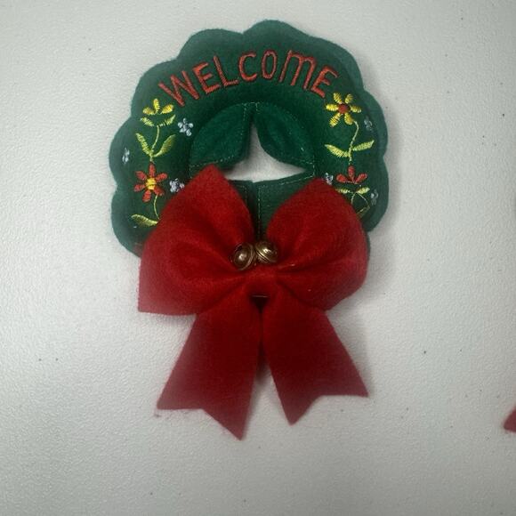 Vintage 2 Christmas Door Knob Cover Plush Welcome Wreath Embroidered Bells - Picture 3 of 11